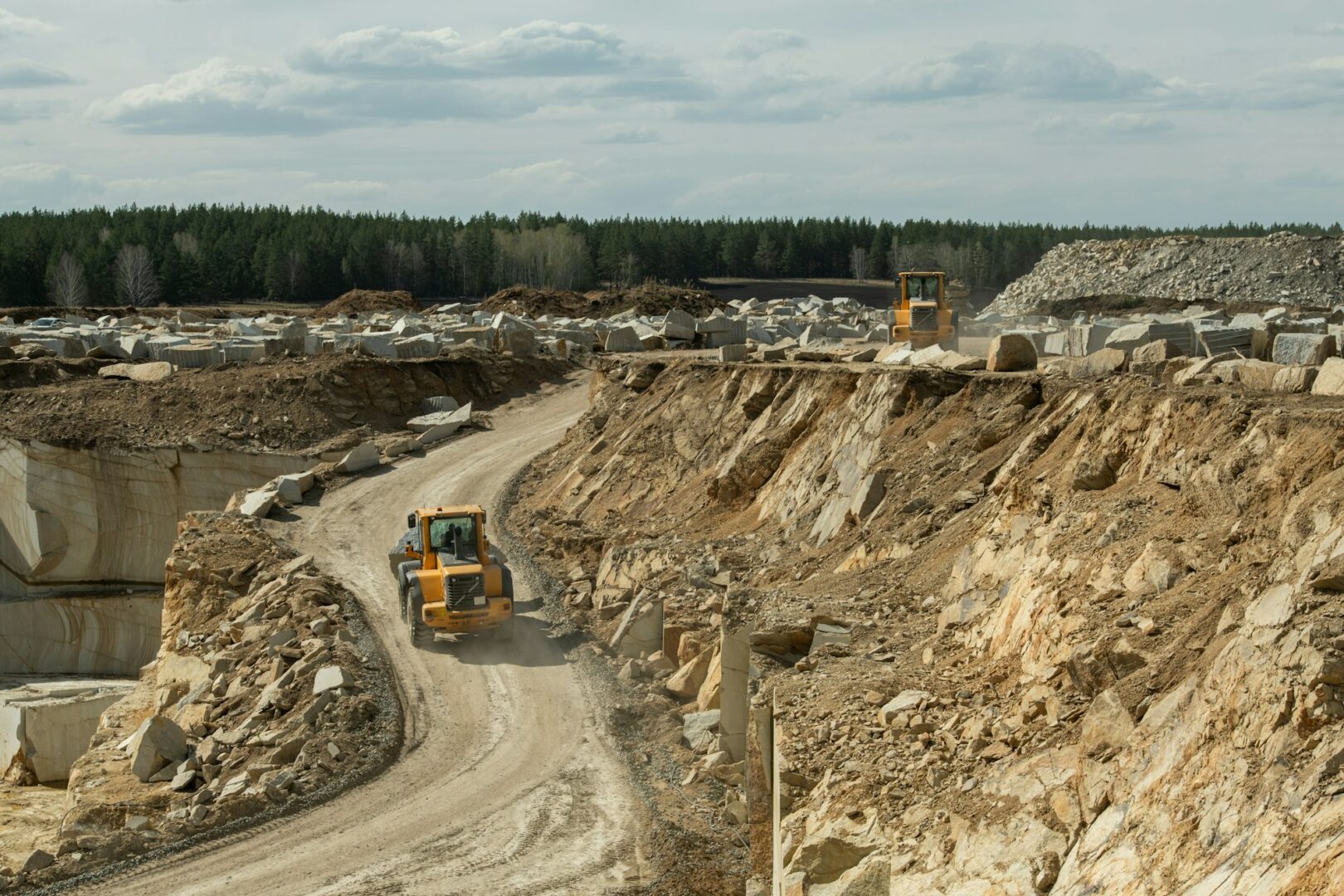 Underground Roof Support by Vibrant International Mining Services